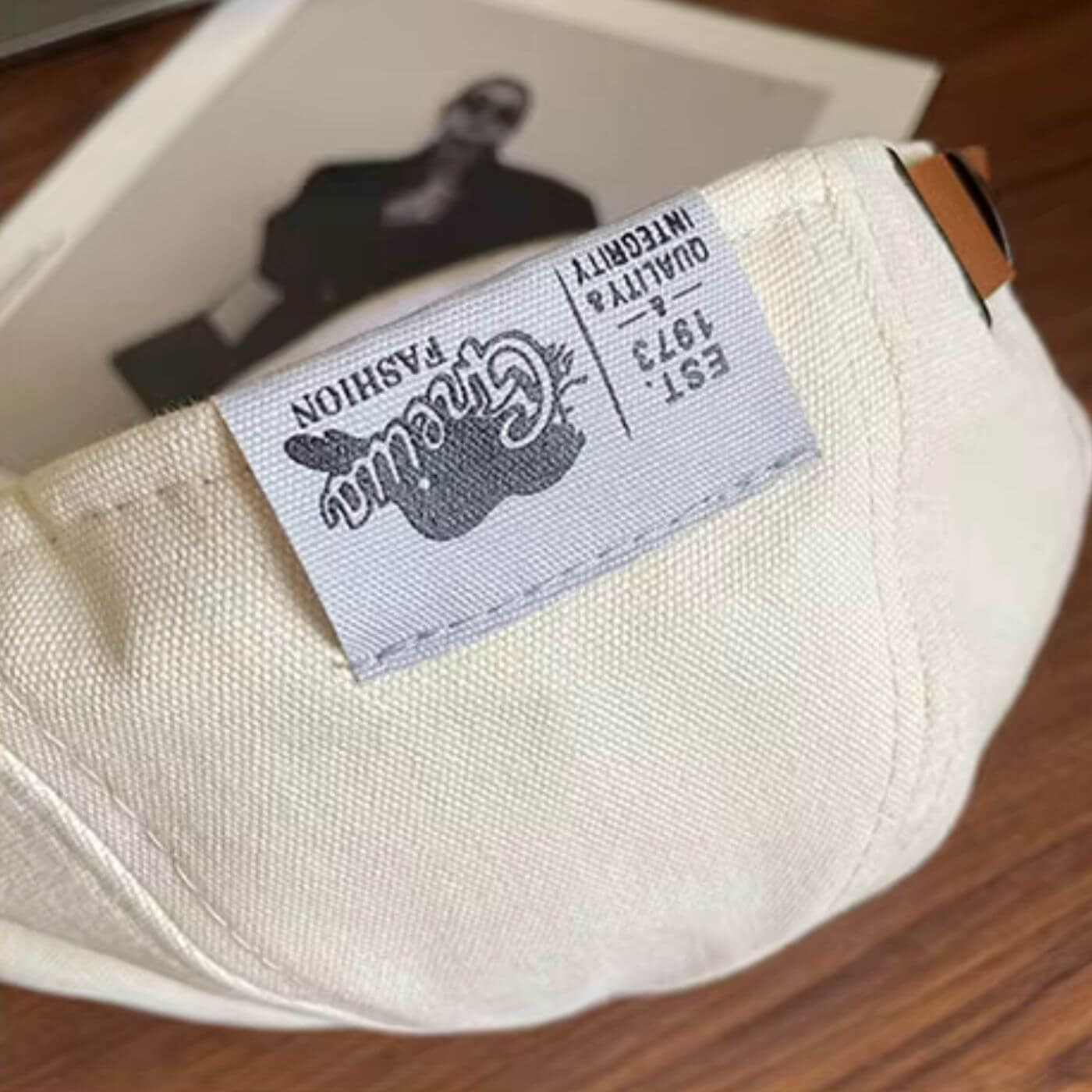 Chapeau Classique™ – De Tijdloze Franse Elegantie