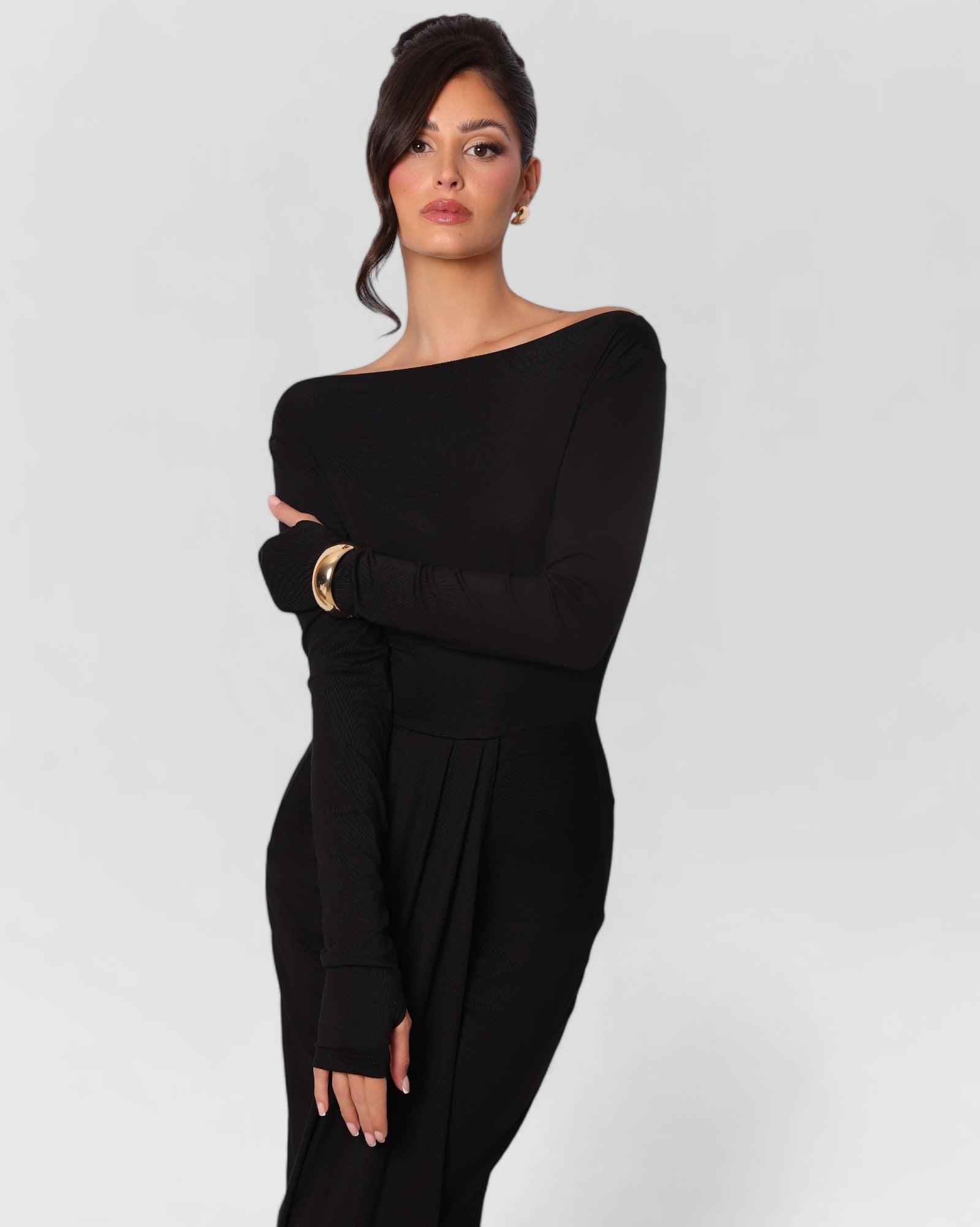 Black long sleeve twisted knit maxi dress