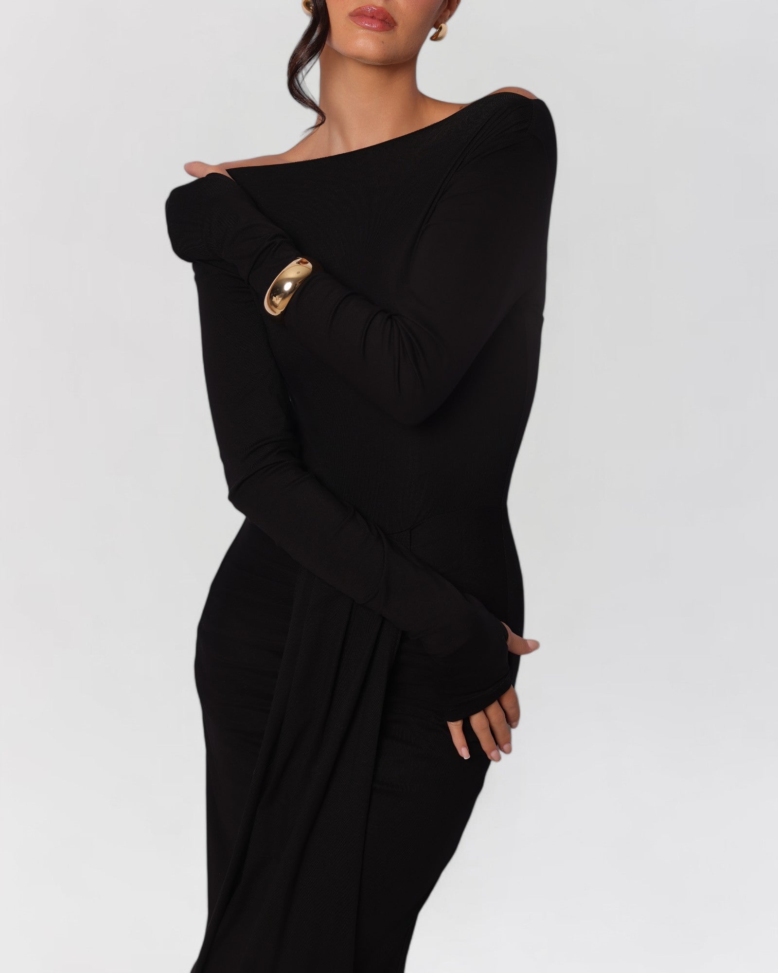 Black long sleeve twisted knit maxi dress