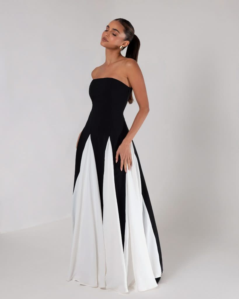 Black strapless colorblock pleated maxi dress
